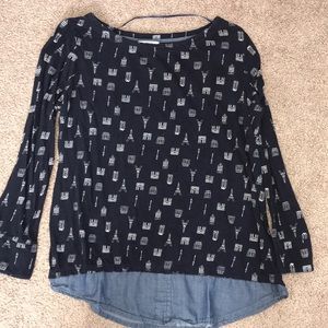 Crown and Ivy long sleeve shirt